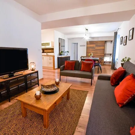 Appartement The Eighteen _ Hyper-centre - T3 De 65m² - 8 Pers.